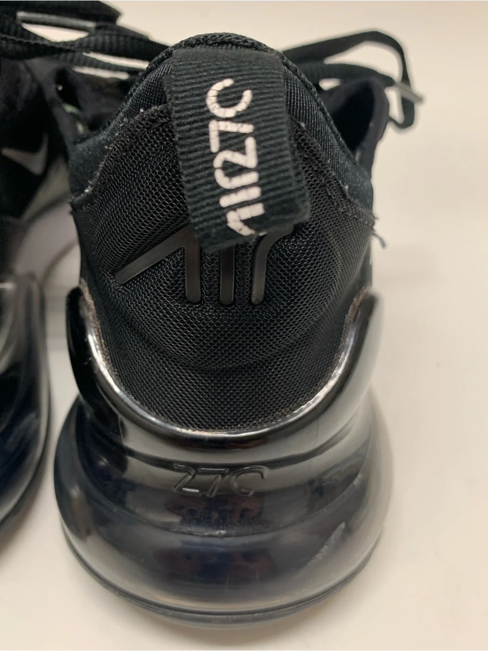 NIKE Air Max 270 Women’s Black White Athletic Lifestyle Shoes AH6789-001 Size 9